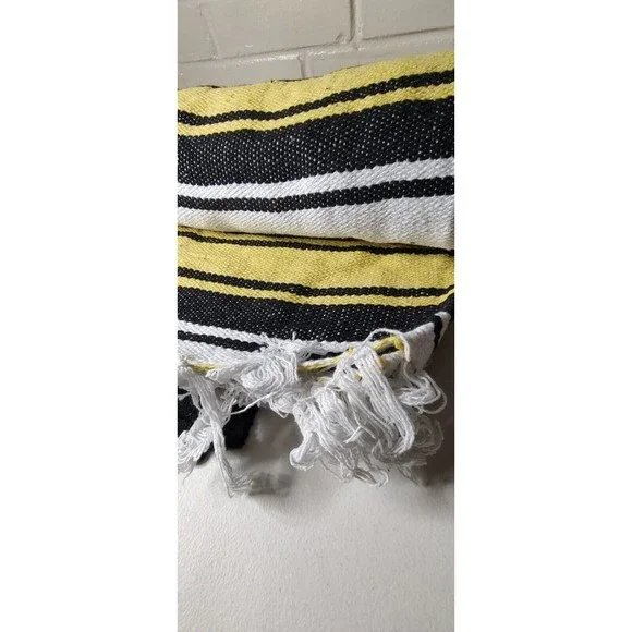 Yoga Blanket Mexican Throw Vintage Style Yellow White Black Stripes 51" x 75" - Picture 6 of 7